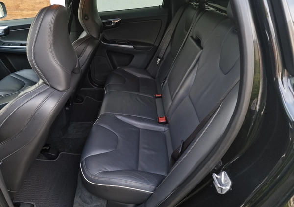 Volvo XC 60 cena 79800 przebieg: 199454, rok produkcji 2014 z Nasielsk małe 379